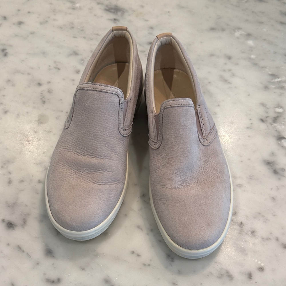 Ecco light rosey grey taupe seude slip on shoes - very comfortable- worn once